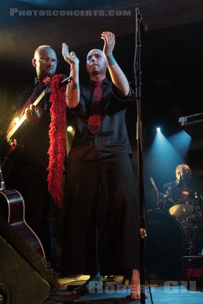 WEEPERS CIRCUS - 2008-12-03 - PARIS - La Fleche d'Or - 